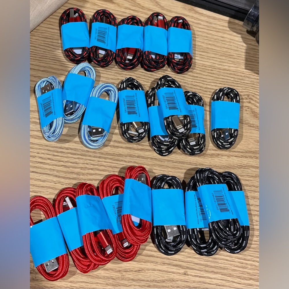 🌶️ B71 - 1 3’ charger cord - USB to Lightning